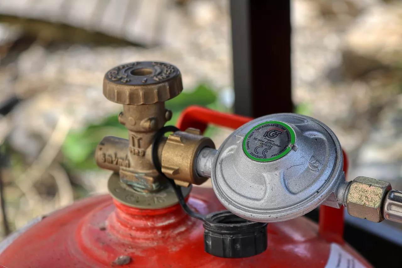 gas-g60763a5c3-1280